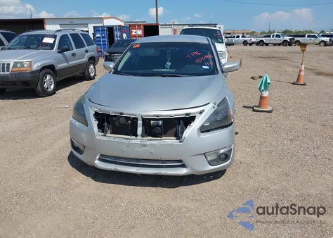2015 Nissan Altima 2.5/2.5 S/2.5 Sl/2.5 Sv from USA, damaged, VIN 1N4AL3AP2FN322990